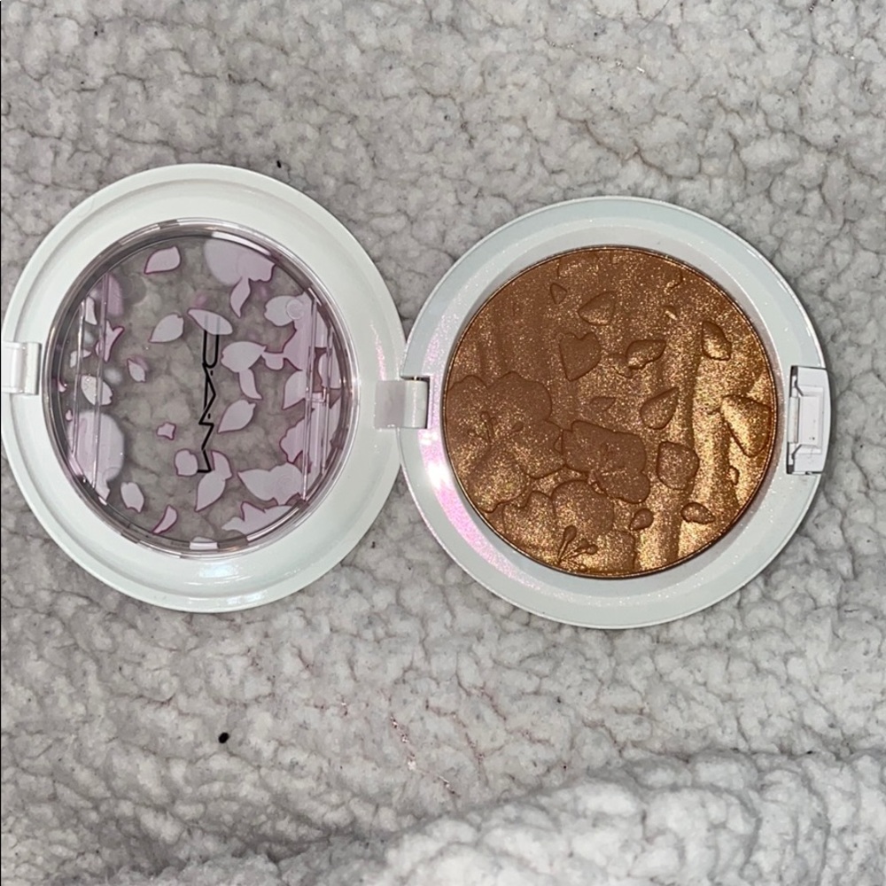 MAC HIGHLIGHTER